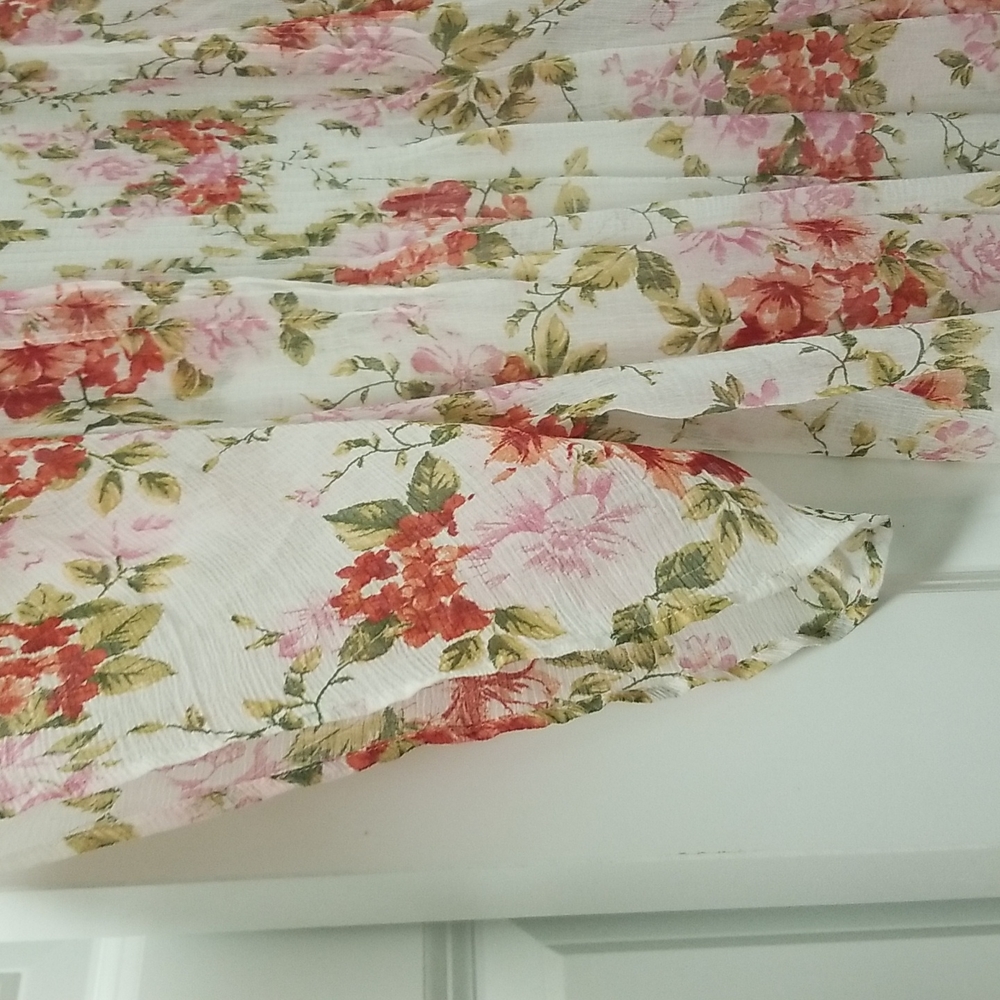 American Eagle Outfitters  sheerlike printed duster  sz. M - Picture 4 of 13